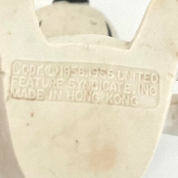 Vintage Snoopy Stackable Figurine Set - Picture 7 of 7